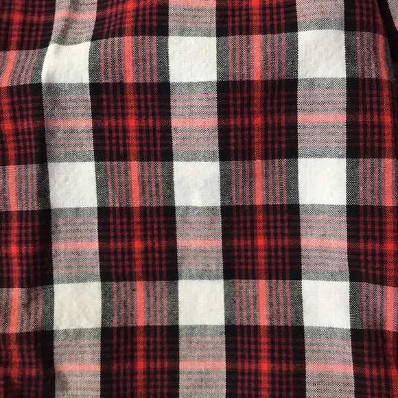 Long-sleeved Button-down Old Navy Shirt - Picture 2 of 3